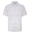 – Kurzärmliges Hemd mit geometrischem Print in Weiß Tall Fit